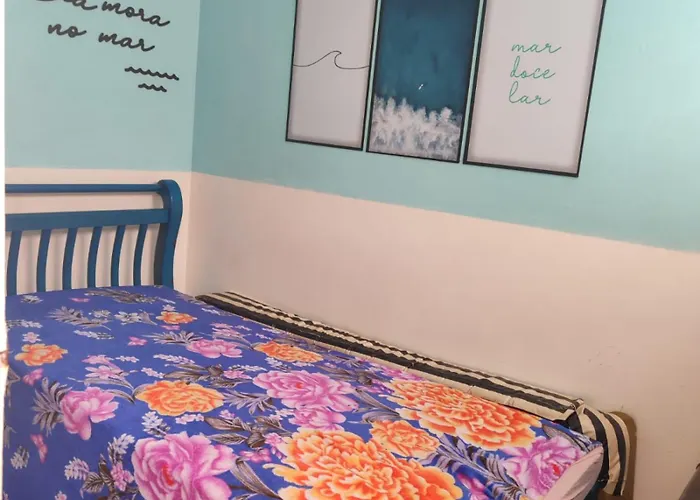 Apartamento em Cabo Frio a 50 metros da praia Quase em frente à praia